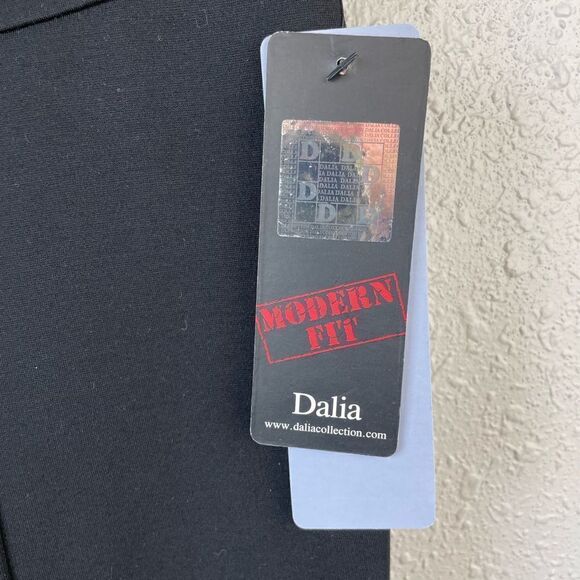 NWT Dalia Modern Fit Skinny Leg Pants Size 8 - Picture 3 of 8